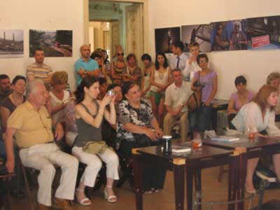 Cum s-a fãcut de-am rãmas fata batrana Cum s-a fãcut de-am rãmas fata batrana